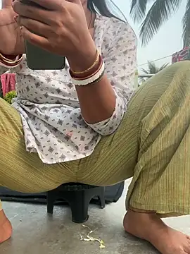 Ishikaranaa's Webcam Show