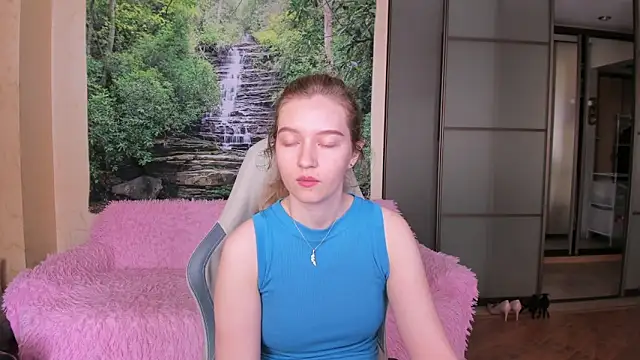 Ksuhesa Adlı Modelin Canlı XXX Sohbeti
