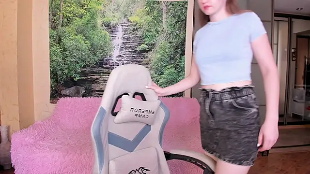 Ksuhesa Chat XXX in diretta