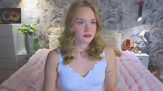 Aurora_Golden1 Show Webcam