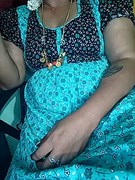 צ'אט XXX בשידור חי של negatamil