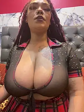 دردشة SEXYPRADAxx11 الجنسية المباشرة