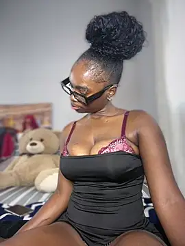 Candy-Heart webcam show