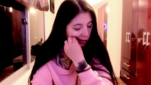 wishm3's Live XXX Chat