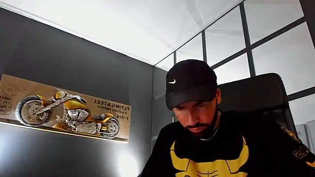 AronGrant Pertunjukan Webcam