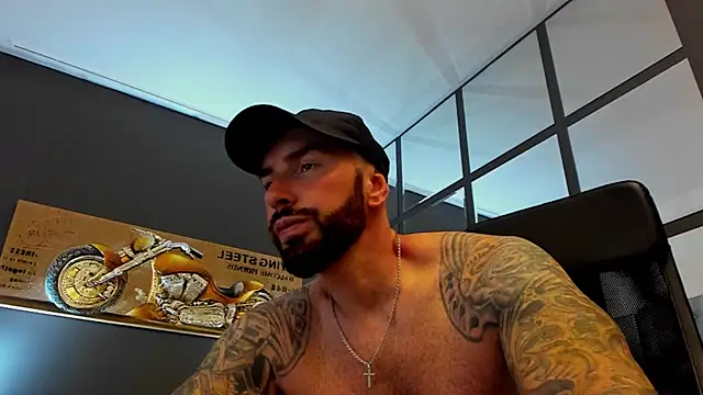 AronGrant Pertunjukan Webcam