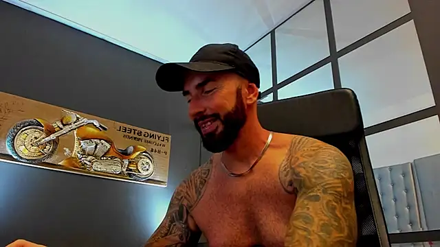 AronGrant Pertunjukan Webcam