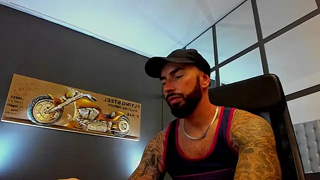 AronGrant's Webcam Show