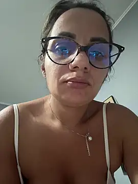 Pertunjukan Kamera Web mariahotgirl