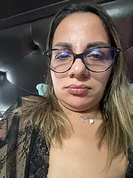 mariahotgirl Webcam show