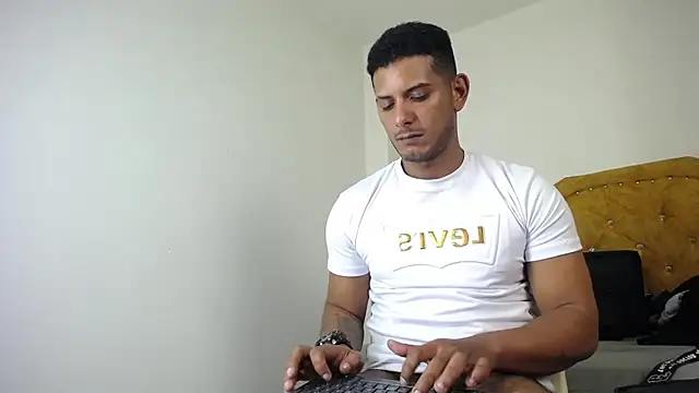 Chris_Dick23 在線直播表演