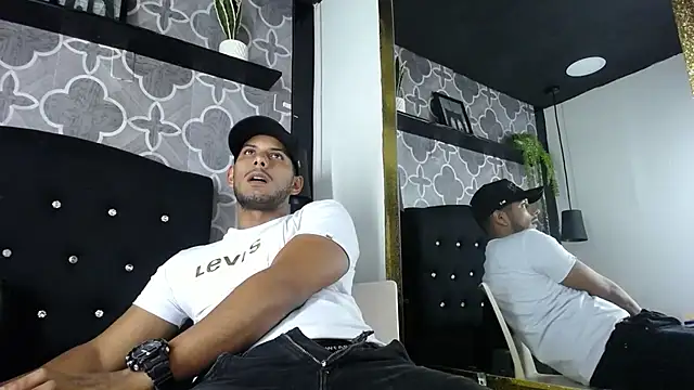 Chris_Dick23's Webcam Show
