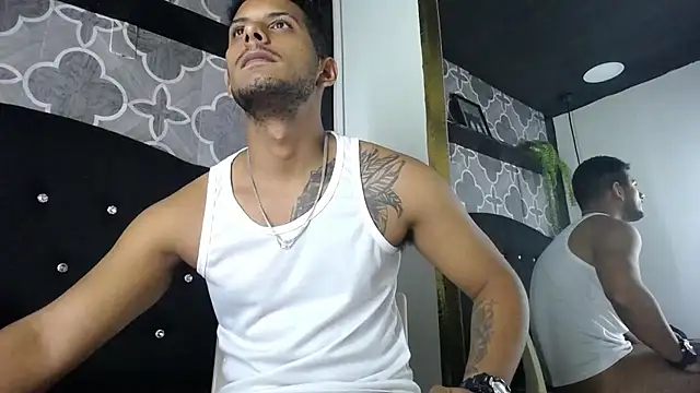 Chris_Dick23のウェブカメラショー