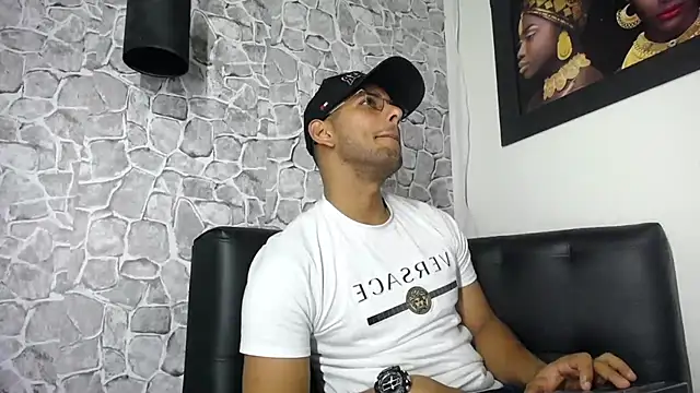 Chris_Dick23のウェブカメラショー