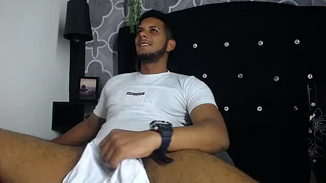 Chris_Dick23 Webcamshow