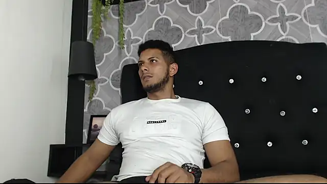 Chris_Dick23 Show Webcam