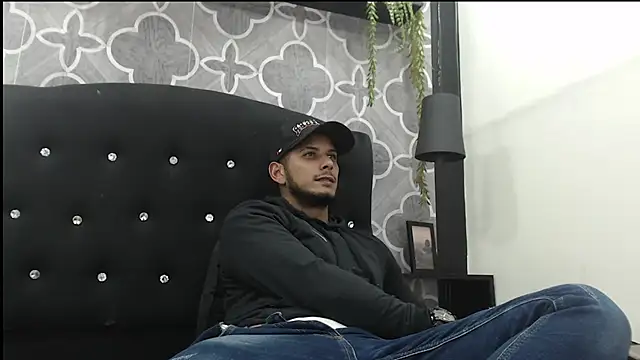 Chris_Dick23 网络视讯表演
