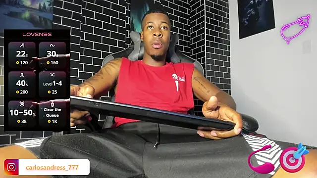 Pokazy przed kamerką – Lil_Curved