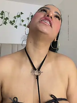 KorinaKovaa Webcam show
