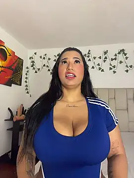 Chat XXX ao vivo de KorinaKovaa