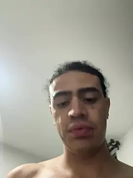 JovenDesobediente webcam show