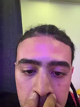 Webkamerová show JovenDesobediente