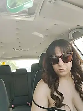 EmmaKrosss' Webcam Show