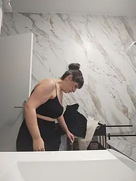عرض كام THE_MAID