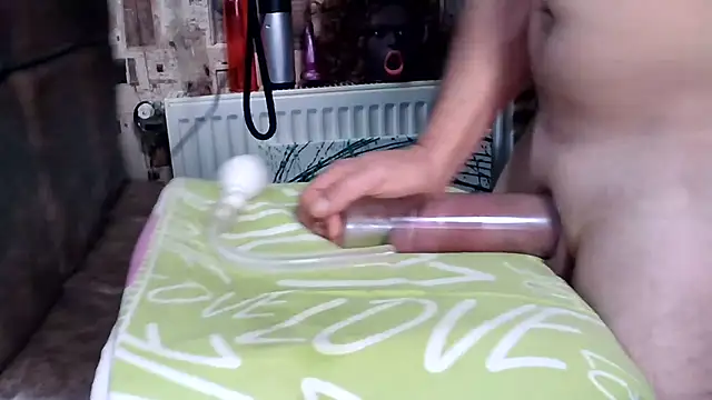 happyDevil669 Webcam Show