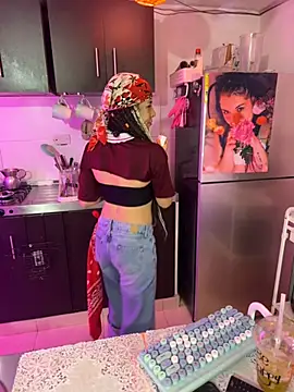 Hellen_dumont's Webcam Show