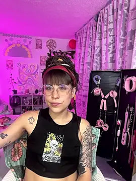 Chat +18 de Hellen_dumont ao vivo