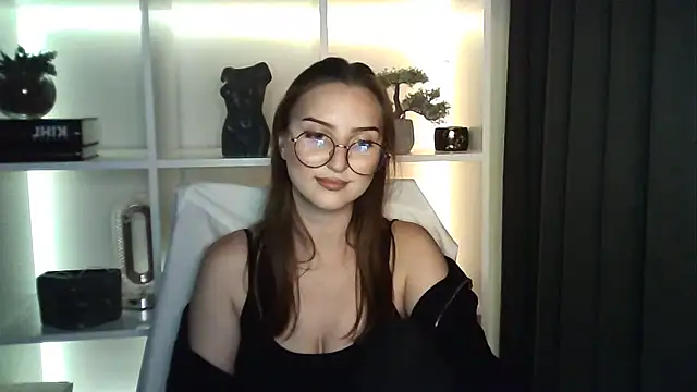 X_Alisa: απευθείας συνομιλία ΧΧΧ