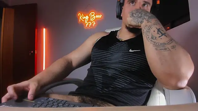 kingbear777 Show Webcam