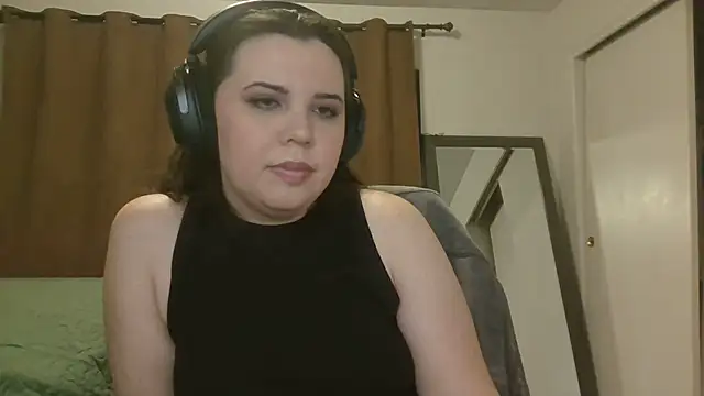 Chat +18 de AlessaLoveX ao vivo