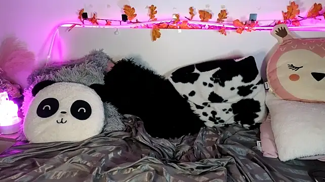 nicollewetpussy XXX чат на живо