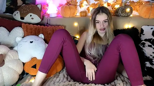 دردشة nicollewetpussy الجنسية المباشرة