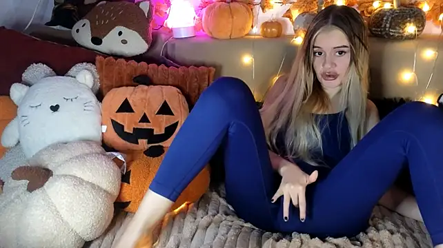 nicollewetpussy Live XXX-Chat
