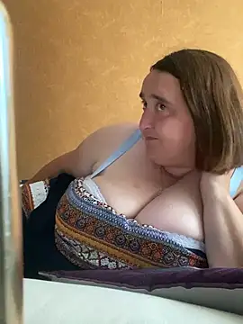 Вебкам-шоу LiluHot