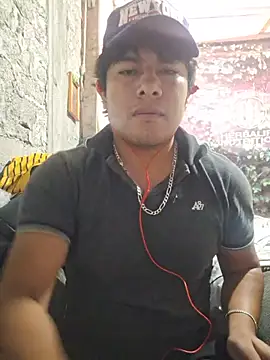 GusssHOT's Webcam Show