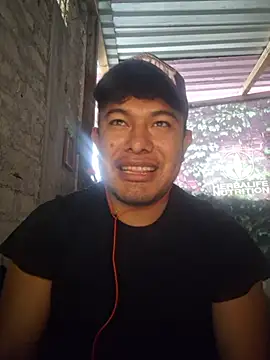 GusssHOT's Webcam Show