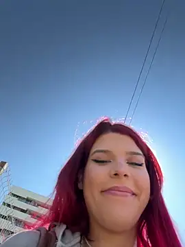 RiriRoseey Webcam Show