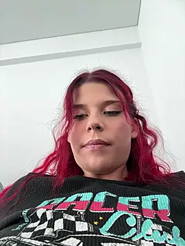 RiriRoseey's Live XXX Chat