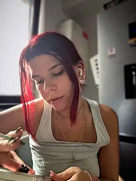 RiriRoseey Webcam show