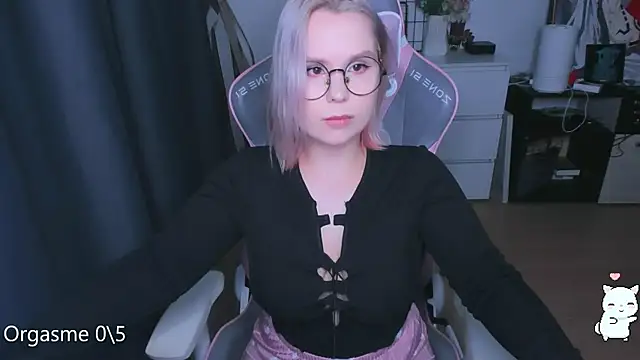 Živý XXX chat miray_kuriyama123