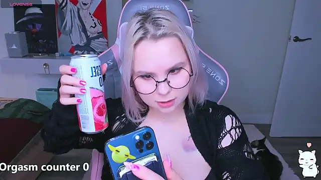 miray_kuriyama123 élő XXX-chatje