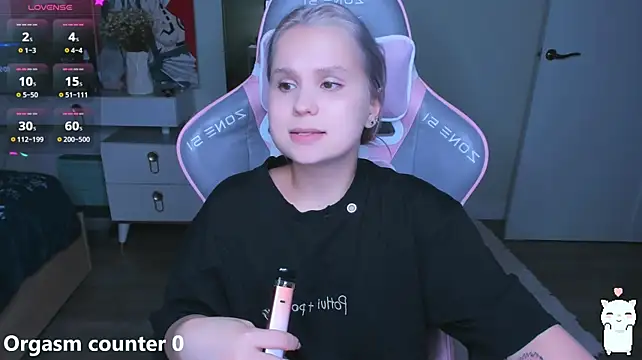 miray_kuriyama123 élő XXX-chatje
