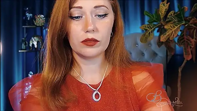 دردشة MissBeverlyMills الجنسية المباشرة