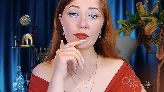 MissBeverlyMills Adlı Modelin Canlı XXX Sohbeti