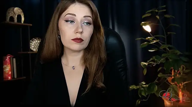 MissBeverlyMills' Webcam Show