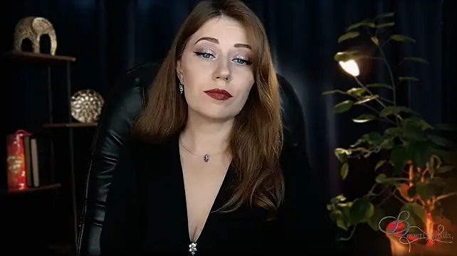 MissBeverlyMills' Webcam Show